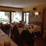 Ristorante Il Caminetto فندق دْيانو مارينا