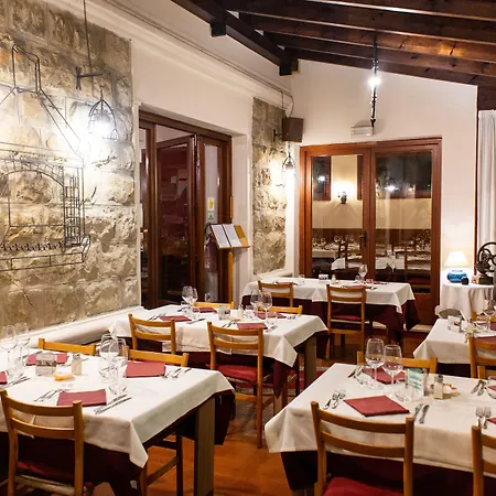 Ristorante Il Caminetto Hotel 2*