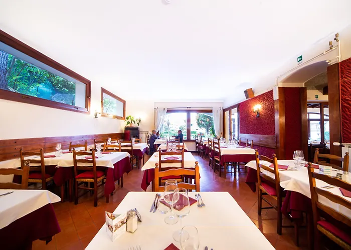 Ristorante Il Caminetto 2* دْيانو مارينا