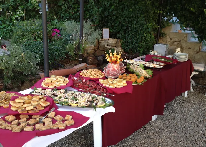 فندق Ristorante Il Caminetto 2*